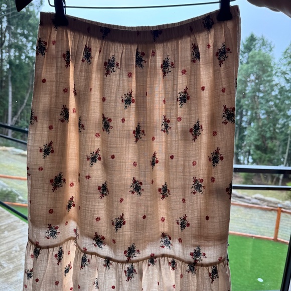 Max Studio Boho Floral Tiered Maxi Skirt Prairie Cottagecore S - Picture 11 of 14